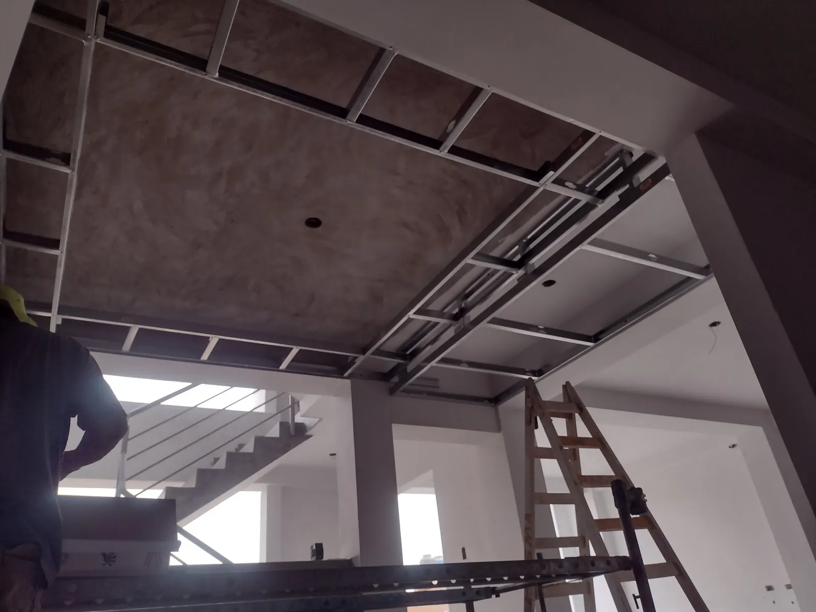 Estructura metálica para cielo raso de drywall en Lima